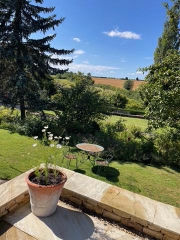 Masons Cottage, An Idyllic Retreat In An Area Of Outstanding Beauty, Close To Blenheim Palace, Oxford & The Cotswolds Stonesfield 외부 사진